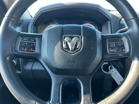 Used 2018 RAM 2500 Tradesman w/ Chrome Appearance Group image 30