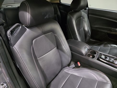 Used 2015 Jaguar XK Coupe image 19