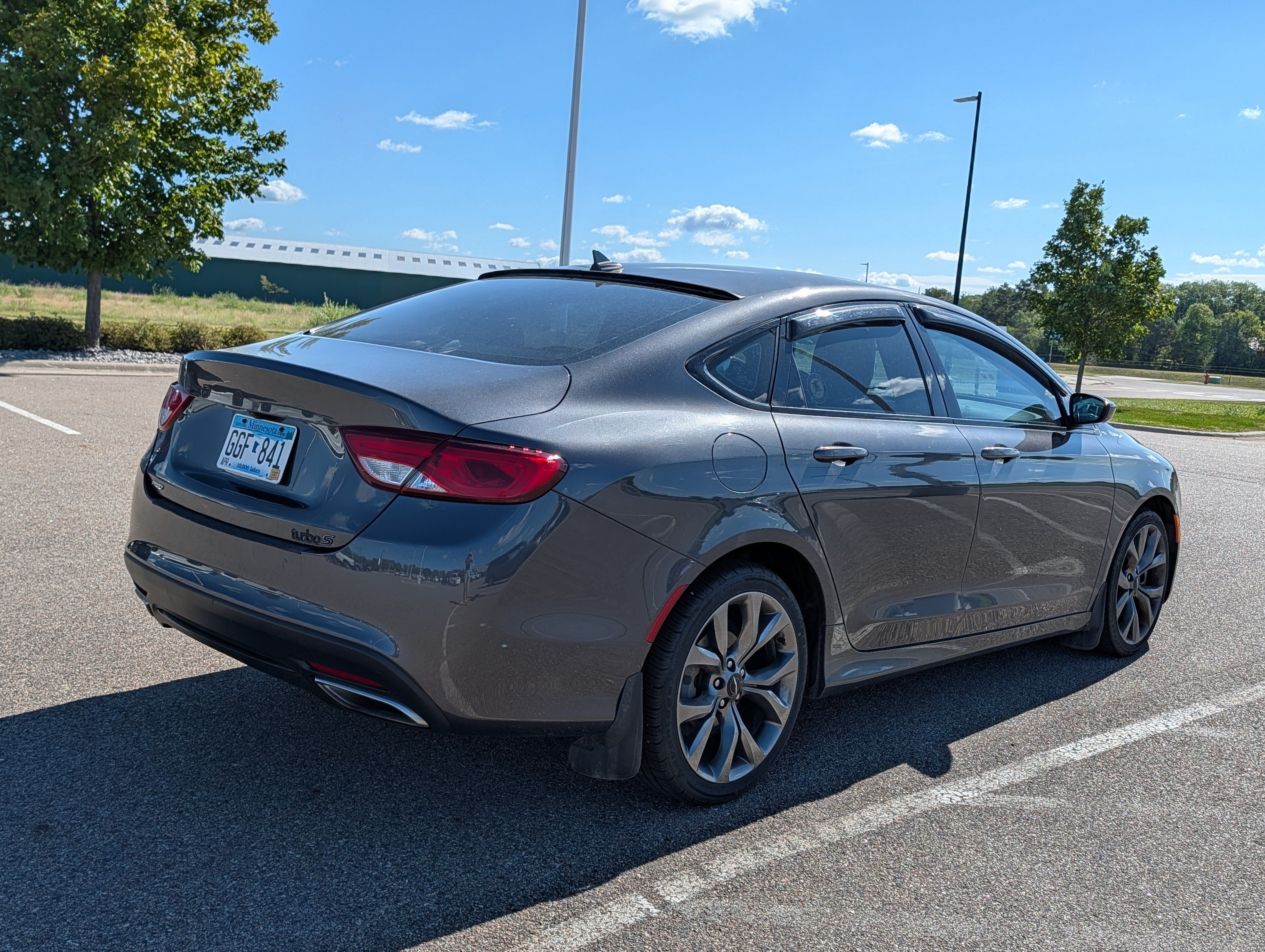 Used 2015 Chrysler 200 S w/ Navigation & Sound Group I AWD/4WD image 4