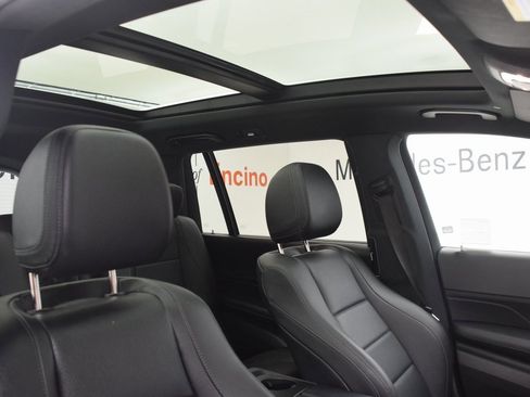 Certified 2022 Mercedes-Benz GLS 450 4MATIC image 17