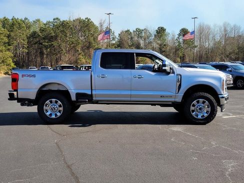 Used 2024 Ford F250 Lariat w/ Lariat Ultimate Package image 12