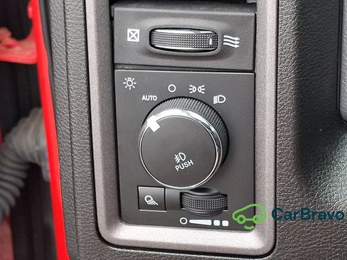 Used 2019 RAM 1500 Express AWD/4WD image 23