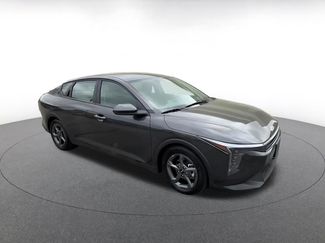 Used 2025 Kia K4 LXS video 2