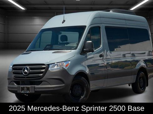 Used 2025 Mercedes-Benz Sprinter 2500 image 1