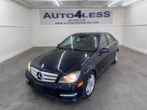 Used 2013 Mercedes-Benz C 250 Sedan image 1