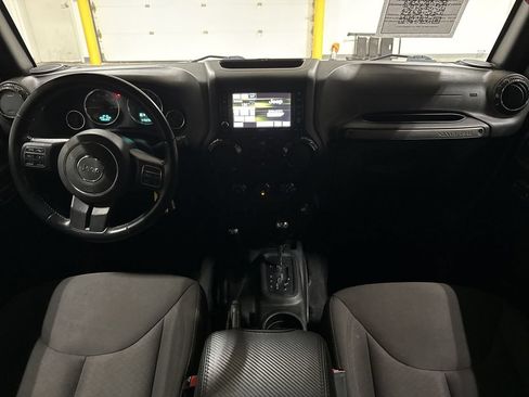 Used 2017 Jeep Wrangler Unlimited Sport w/ Quick Order Package 24S AWD/4WD image 10