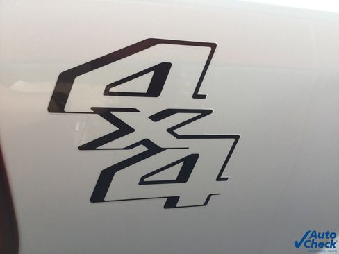 Used 2015 Ford F250 XL w/ Snow Plow Prep Package image 21