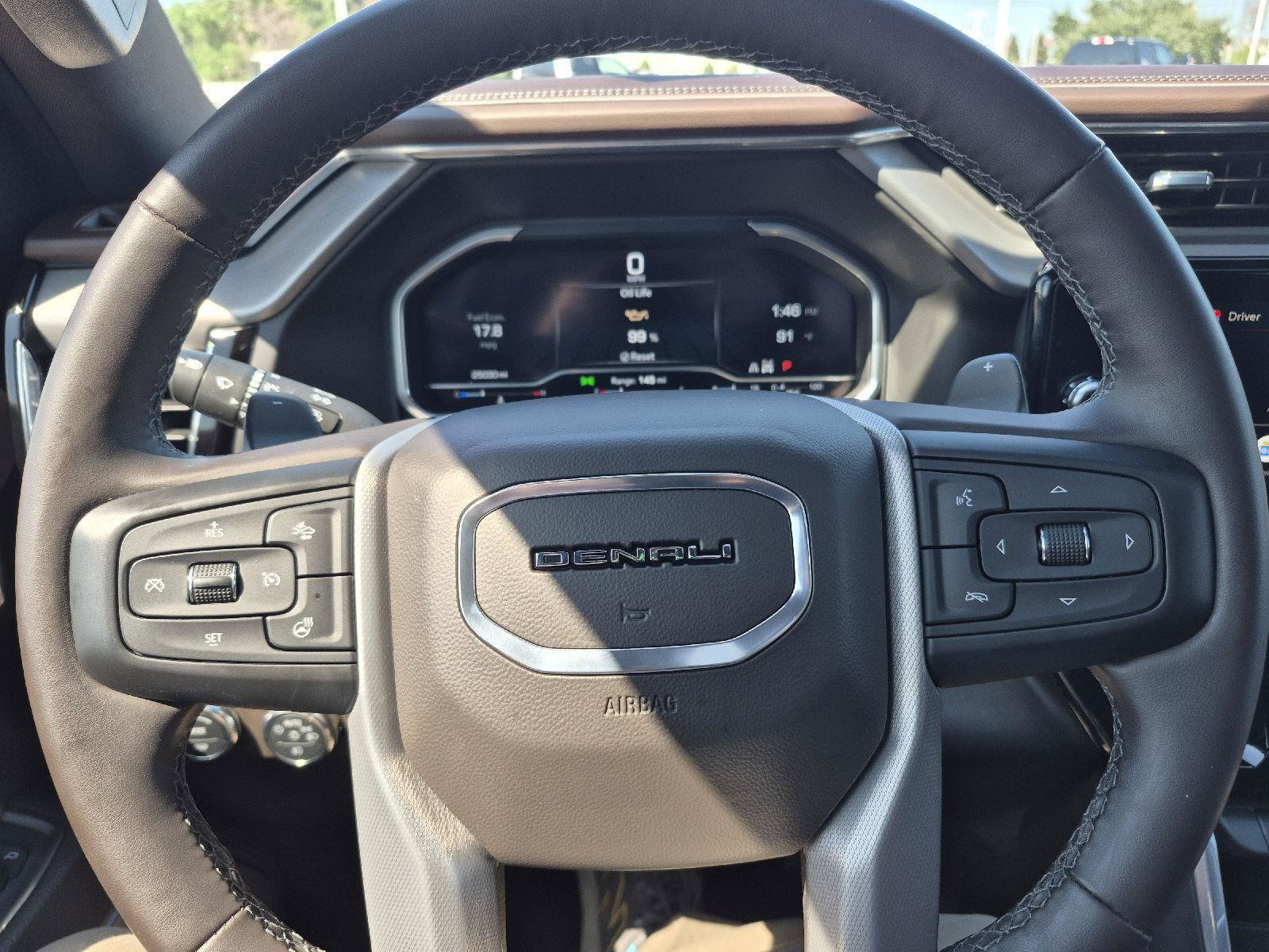 Used 2023 GMC Sierra 1500 Denali AWD/4WD image 8