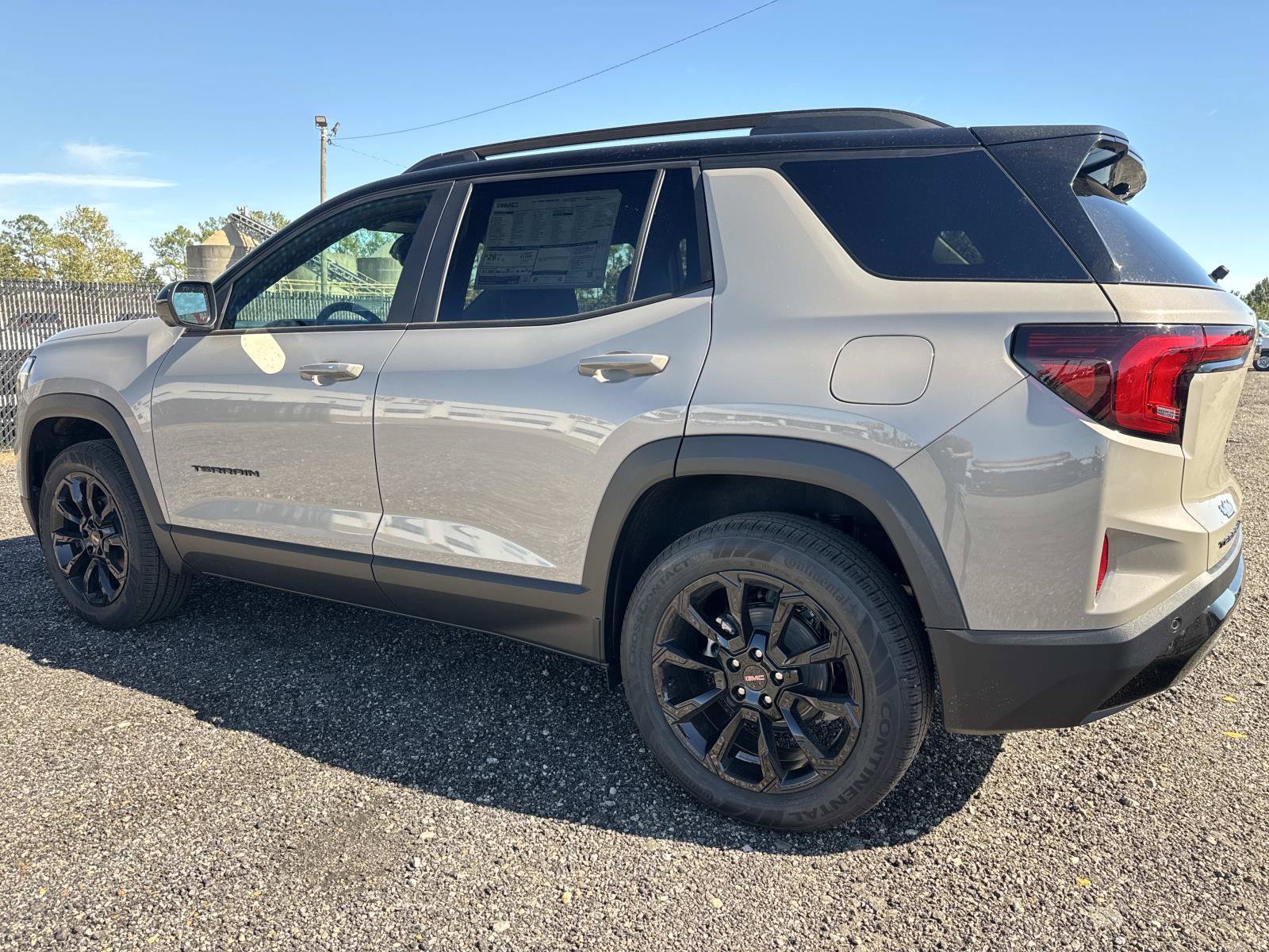 New 2027 GMC Terrain Elevation FWD image 5