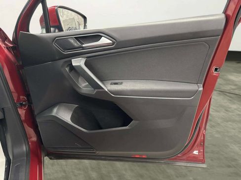 Used 2018 Volkswagen Tiguan S w/ 3rd Row Seat Package image 18