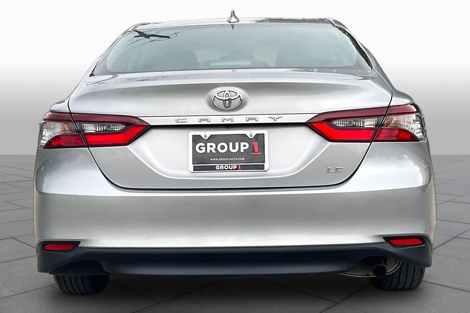 Used 2024 Toyota Camry LE FWD image 5