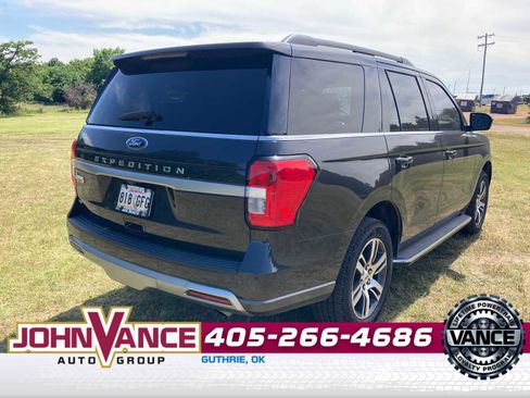Used 2022 Ford Expedition XLT RWD image 8