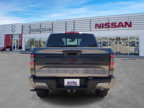 New 2026 Nissan Frontier Pro-X w/ Tow Package RWD image 6