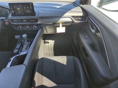 Certified 2025 Acura ADX A-Spec image 15