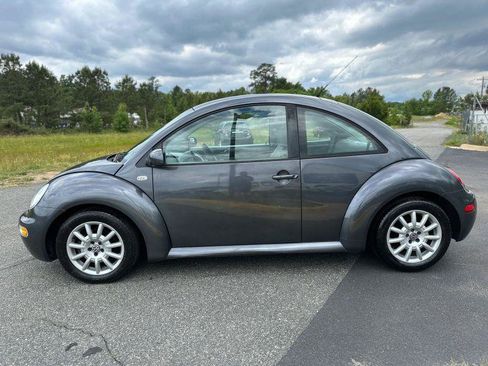Used 2003 Volkswagen Beetle GL FWD image 4