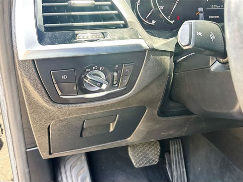 Used 2019 BMW X3 sDrive30i w/ Driving Assistance Package RWD image 10