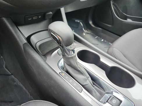 Used 2023 Chevrolet Malibu LS FWD image 20