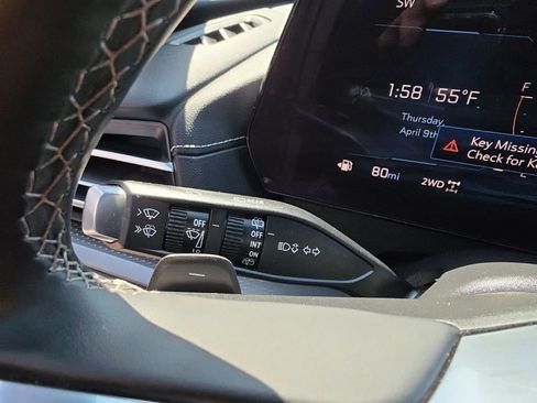 Used 2024 Chevrolet Traverse LT w/ Enhanced Driving Package image 14