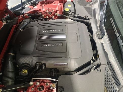 Used 2015 Jaguar F-TYPE Convertible image 35