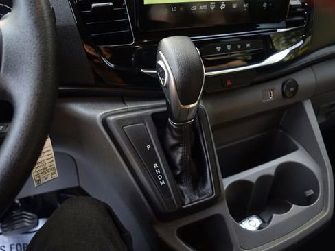 Used 2023 Ford Transit 350 XLT RWD image 12