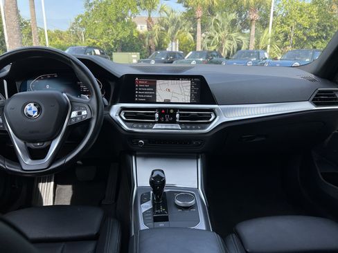 Used 2020 BMW 330i xDrive Sedan w/ Premium Package AWD/4WD image 29