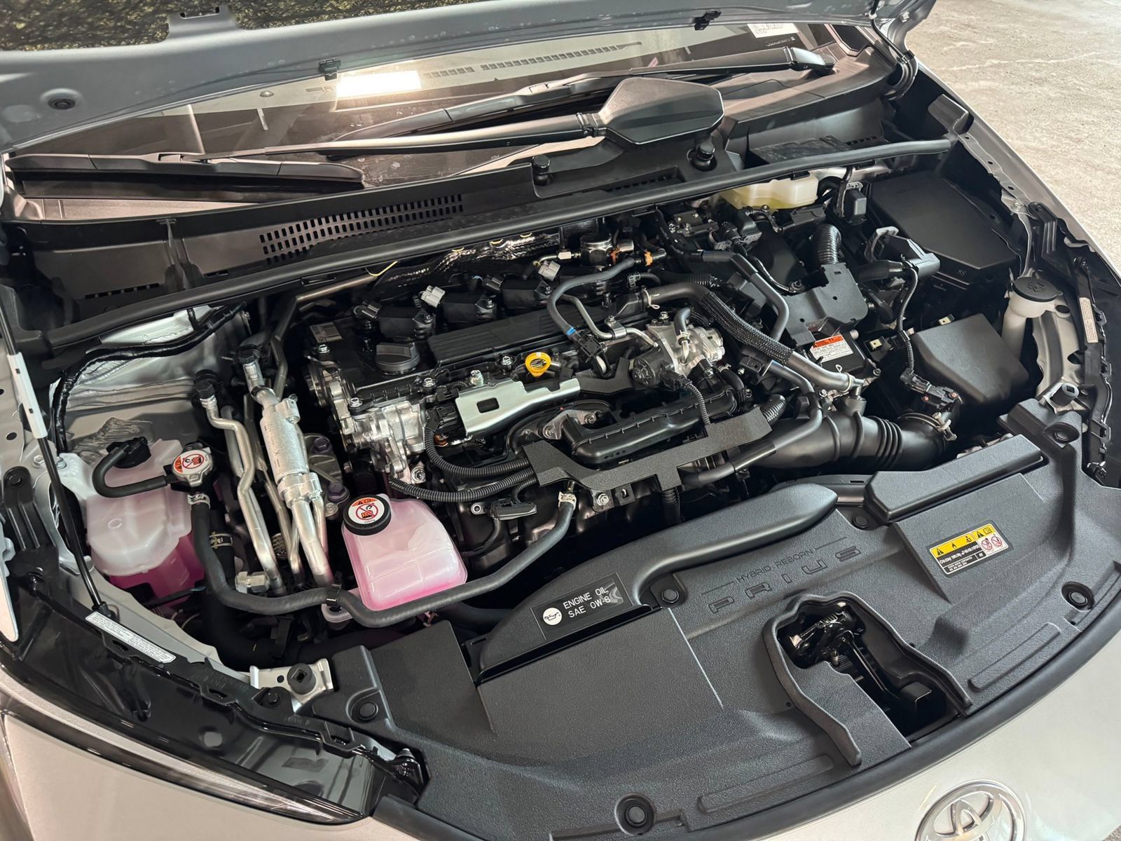 New 2026 Toyota Prius Plug-In Hybrid FWD image 12