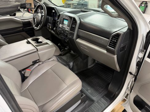 Used 2018 Ford F350 XL w/ Power Equipment Group AWD/4WD image 19