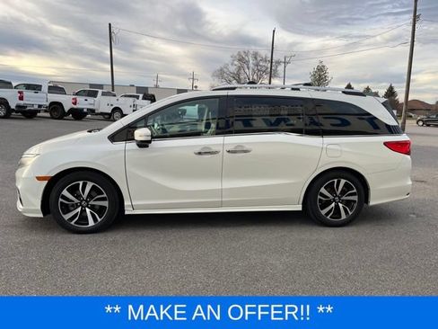 Used 2018 Honda Odyssey Elite image 12