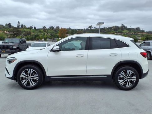 Used 2025 Mercedes-Benz GLA 250 image 24