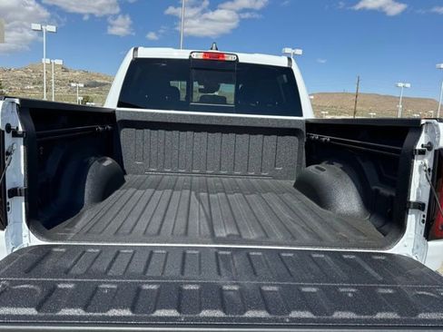 New 2026 RAM 1500 4x4 Crew Cab image 14