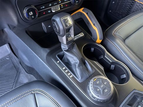 Used 2023 Ford Bronco Badlands image 31