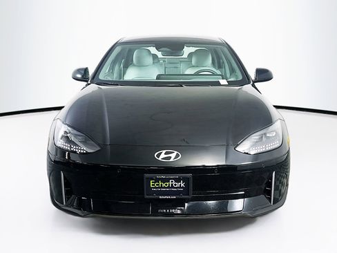 Used 2023 Hyundai Ioniq 6 SEL RWD image 2