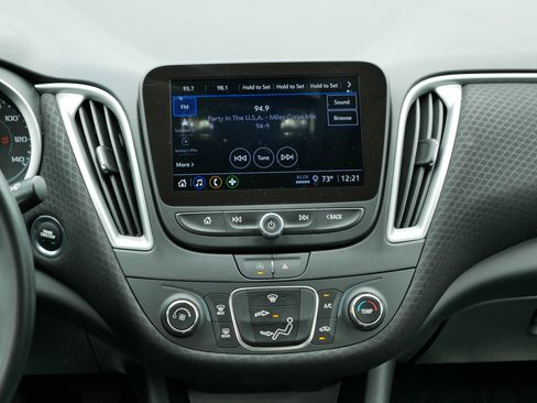 Used 2023 Chevrolet Malibu RS w/ LPO, Floor Liner Package image 15