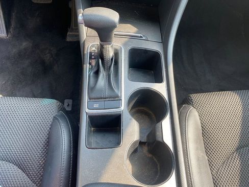 Used 2019 Kia Optima S image 23