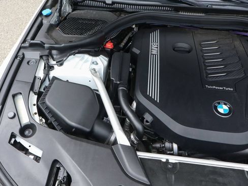 Used 2022 BMW 540i w/ M Sport Package RWD image 12