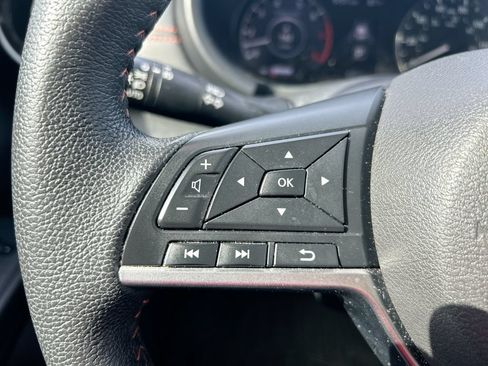 Used 2021 Nissan Kicks SR FWD image 14