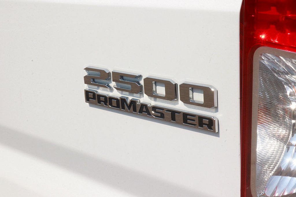 Used 2025 RAM ProMaster 2500 w/ U-Haul Equipment Group FWD image 9
