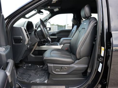 Used 2022 Ford F250 Platinum image 17