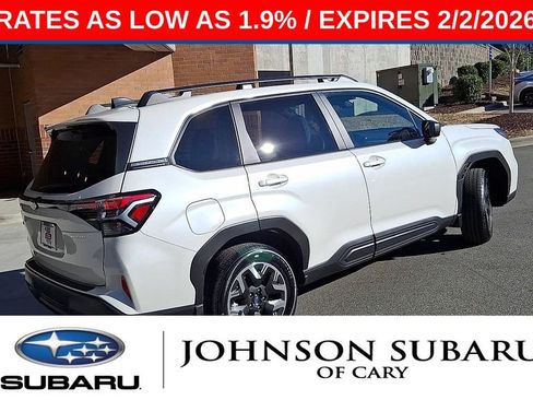 Certified 2025 Subaru Forester Premium w/ Protection Package image 9