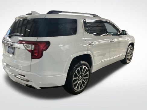 Certified 2022 GMC Acadia Denali w/ Denali Technology Package AWD/4WD image 5