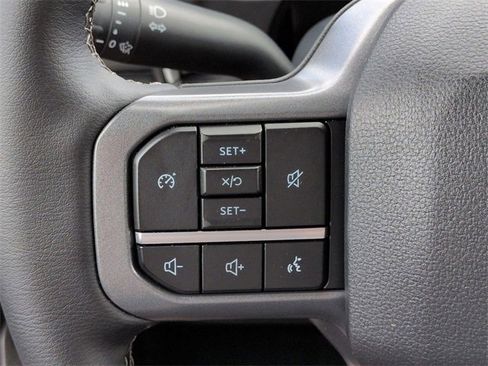 Certified 2026 Ford F450 Lariat image 25