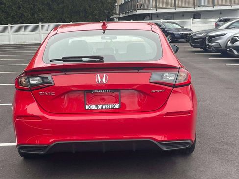 Certified 2022 Honda Civic Sport image 5