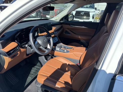 Certified 2025 INFINITI QX60 Sensory image 38
