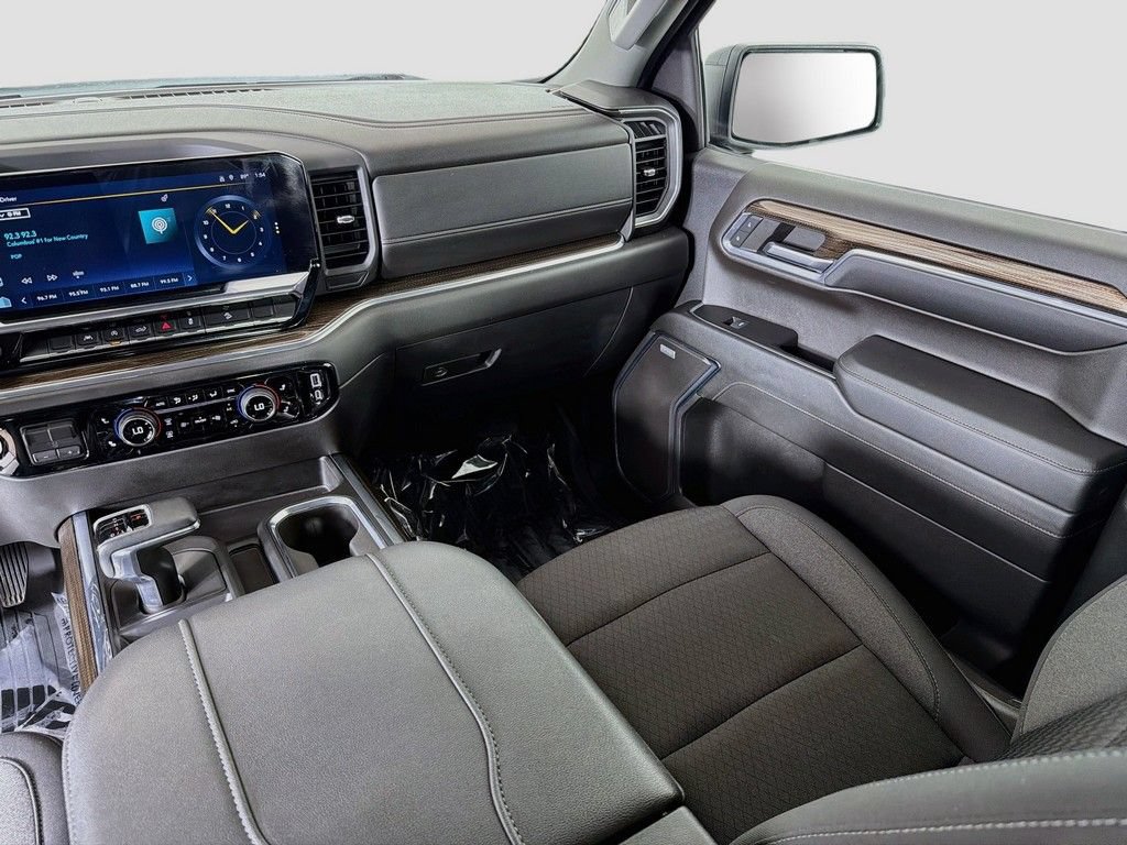 Used 2024 Chevrolet Silverado 1500 RST w/ Convenience Package II AWD/4WD image 28