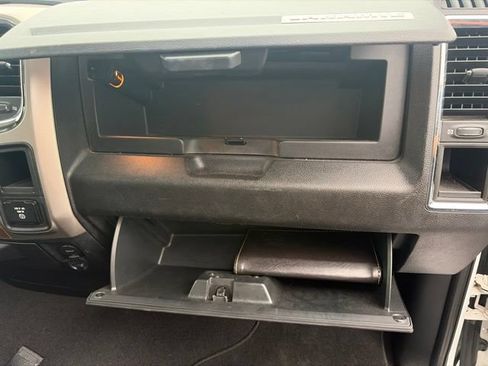 Used 2017 RAM 1500 Laramie AWD/4WD image 27
