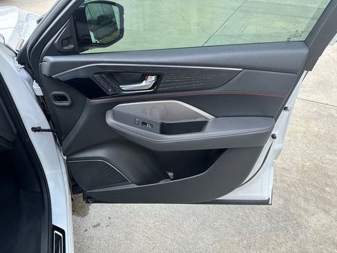 Used 2024 Acura MDX Type S image 33