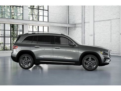 New 2026 Mercedes-Benz GLB 250 4MATIC image 15