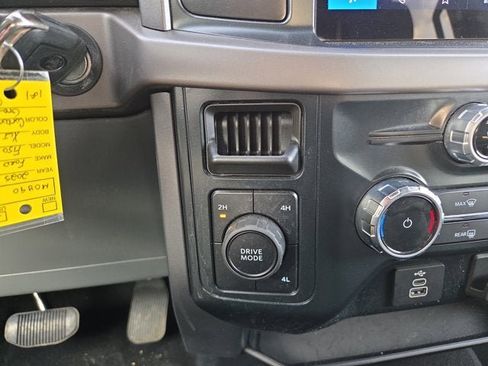 Used 2025 Ford F150 XLT w/ Equipment Group 301A Standard image 17