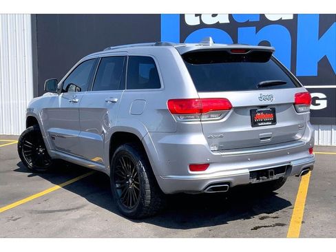 Used 2018 Jeep Grand Cherokee Summit w/ Platinum Series Group AWD/4WD image 13