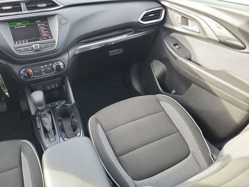 Used 2023 Chevrolet TrailBlazer LS image 11
